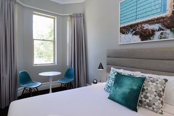 Alison Lodge - Hotel NSW 12