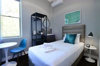 Alison Lodge - Hotel NSW 18