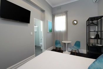 Alison Lodge - Hotel NSW 20