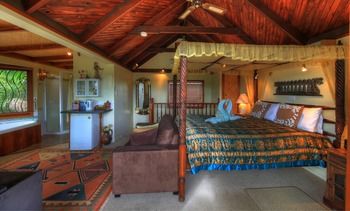Maleny Tropical Retreat Balinese B&b - Hotel NSW 21
