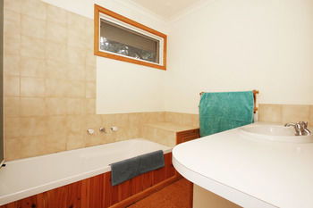 3/43 Thames Holiday Unit - Hotel NSW 0