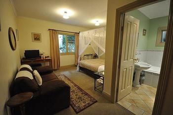 Lurline House - Hotel NSW 10