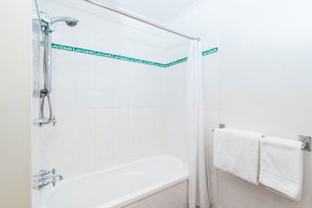 The Brighton Apartments - Hotel NSW 10