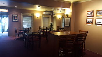 Wisemans Inn Hotel - Hotel NSW 7