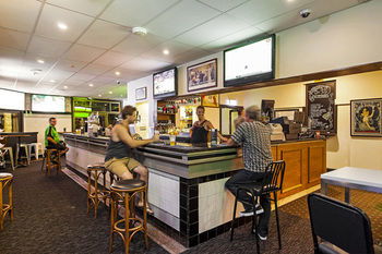 Commonwealth Hotel Newcastle - Hotel NSW 5