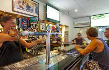 Commonwealth Hotel Newcastle - Hotel NSW 10