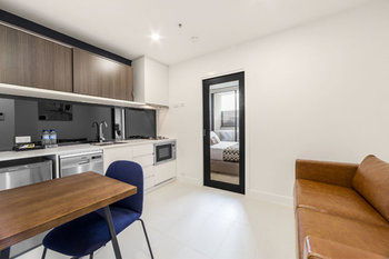 Whitehorse Apartment Hotel - Hotel NSW 35
