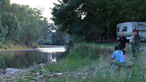 Gentle Annie Caravan And Camping Reserve - Hotel NSW 0