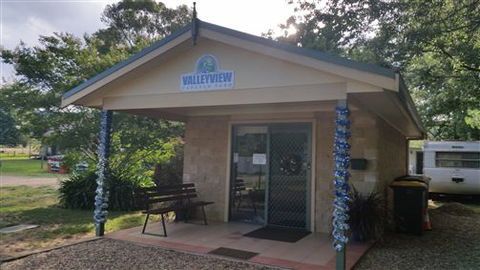 Valley View Caravan Park - Hotel NSW 2