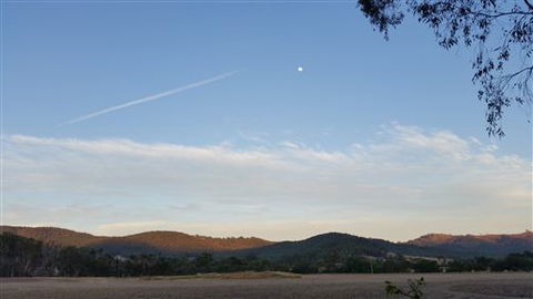 Valley View Caravan Park - Hotel NSW 4