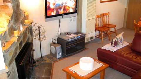 Wallace's - Crystal Creek Chalet 1 - Hotel NSW 1