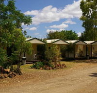 Bedrock Village Caravan Park - Hotel NSW