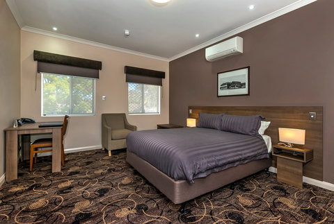Quality Hotel Bayswater - Hotel NSW 4