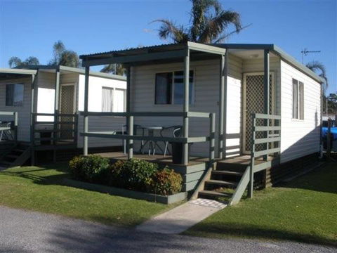 Riverside Caravan Park - Hotel NSW 1