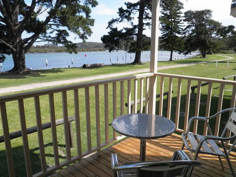 Seacrest Caravan Park - Hotel NSW 1