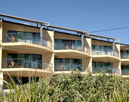 The Cove Yamba - Hotel NSW 1
