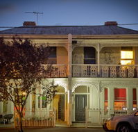 Back of Chapel Backpackers Hostel - Hotel NSW