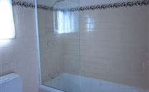 Couria Creek Cottages - Hotel NSW 4