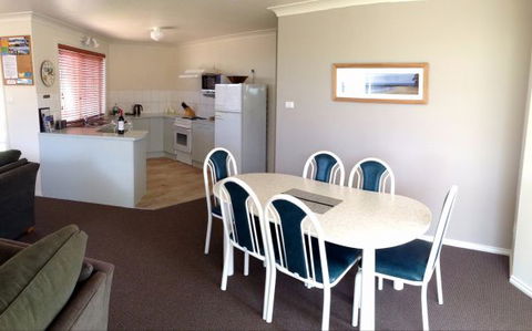 Captain's Quarters Bermagui - Hotel NSW 9