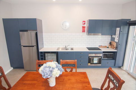 Laguna Lodge Holiday Units - Hotel NSW 5