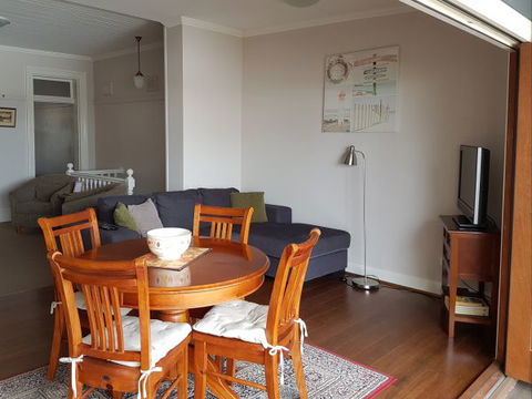 Newcastle Terraces And Apartments - Harbourside Apartment - Hotel NSW 3