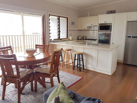 Newcastle Terraces And Apartments - Harbourside Apartment - Hotel NSW 4