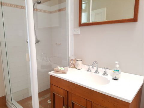 Newcastle Terraces And Apartments - Harbourside Apartment - Hotel NSW 5