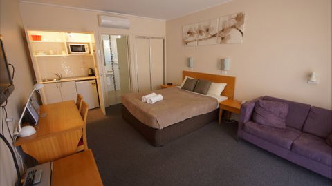 Bendigo Homestead Motor Inn And Apartments - Hotel NSW 2