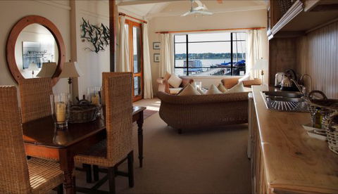 Boathouse - Birks Harbour - Hotel NSW 4
