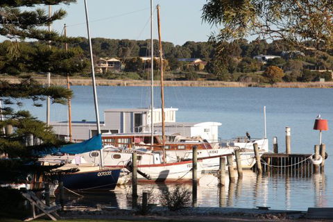 Boathouse - Birks Harbour - Hotel NSW 5