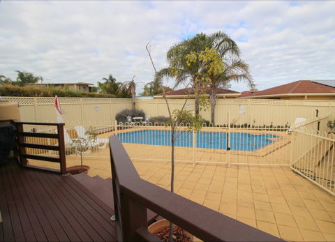 Christies Cottage For Holidays And Relocations. - Hotel NSW 21