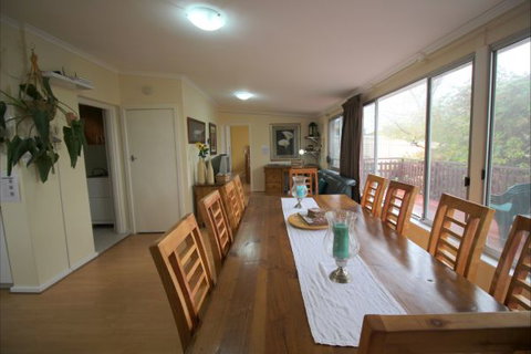 Christies Cottage For Holidays And Relocations. - Hotel NSW 10
