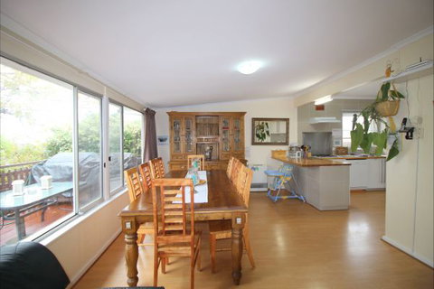Christies Cottage For Holidays And Relocations. - Hotel NSW 12