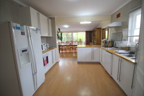 Christies Cottage For Holidays And Relocations. - Hotel NSW 13