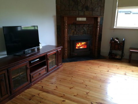 Helen's House - Hotel NSW 1