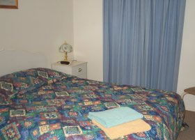Carn Court Holiday Apartments - Hotel NSW 0