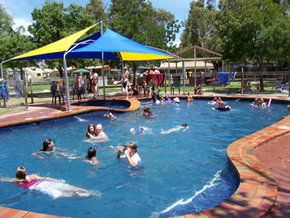 Lakeside Caravan Park - Hotel NSW 1