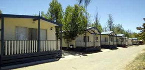 Lakeside Caravan Park - Hotel NSW 3