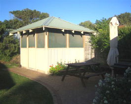 Elliston Apartments - Hotel NSW 2