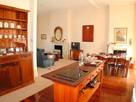 Fire Station Inn - Hotel NSW 5