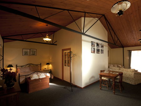 The Old Oak Bed & Breakfast - Hotel NSW 2