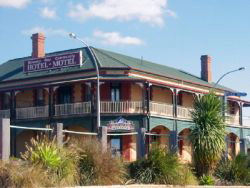Streaky Bay Hotel Motel - Hotel NSW 0