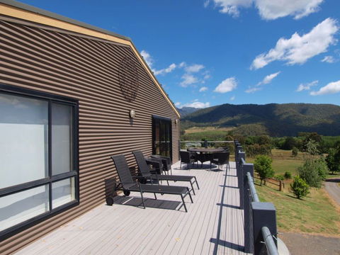 Mad On The Buckland - Hotel NSW 1
