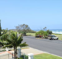 Breakers 1 / 5 at Yamba - Hotel NSW