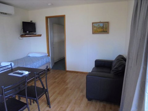 Wagga Wagga Tourist Park - Hotel NSW 8