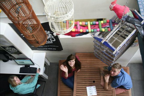 Zing! Backpackers Hostel - Hotel NSW 3