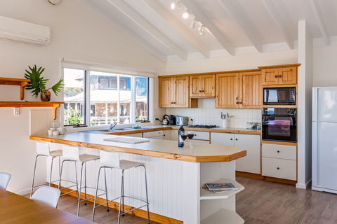 Eagle Heights - Hotel NSW 1