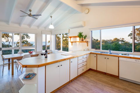 Eagle Heights - Hotel NSW 2