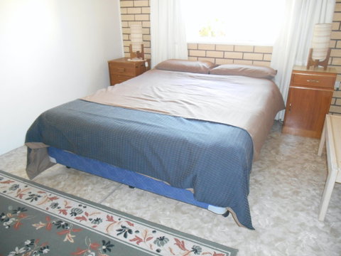Edith's - Hotel NSW 5