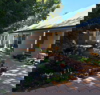 Hahndorf Oak Tree Cottages
